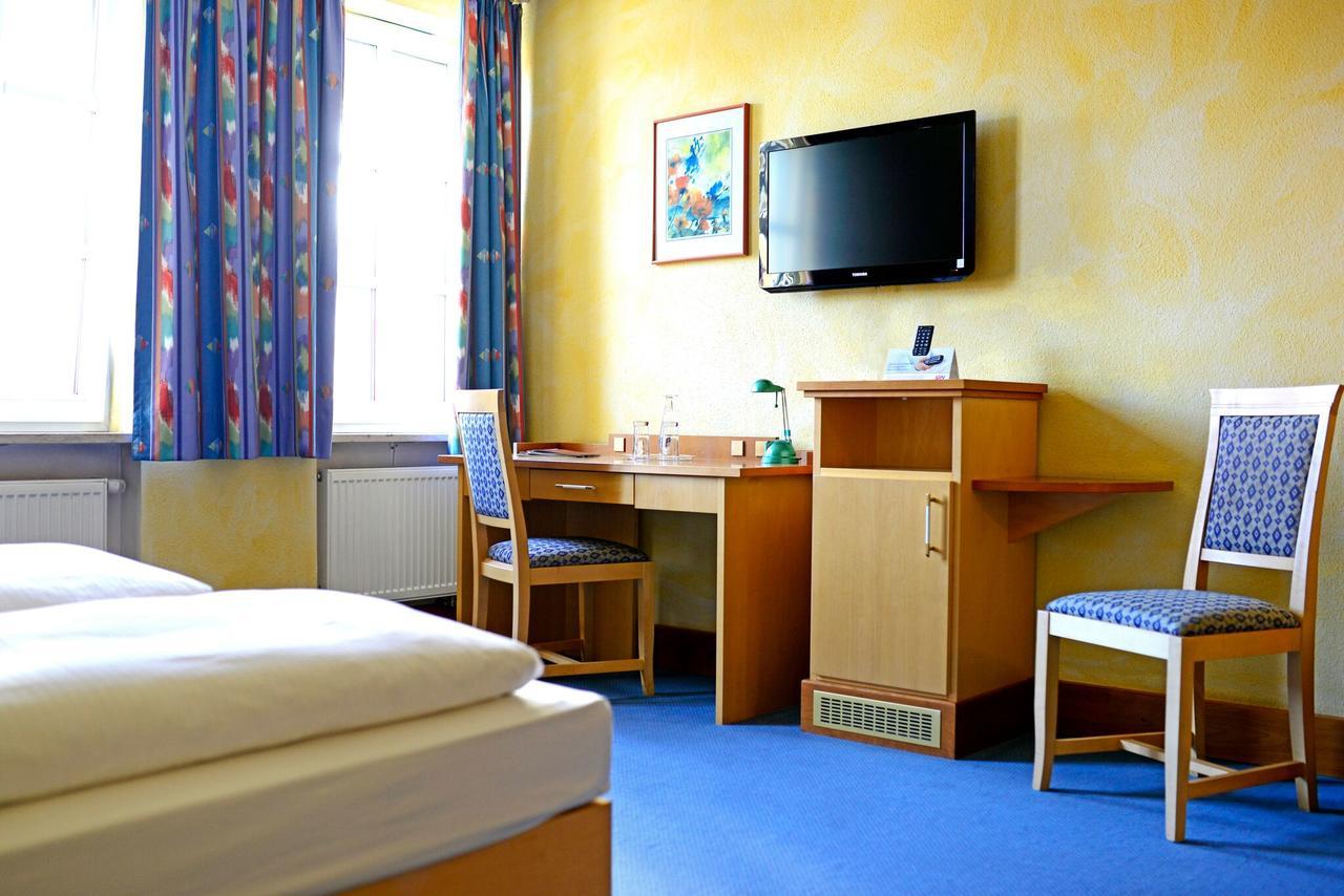 Altstadthotel Hassfurt Gbr Esterno foto