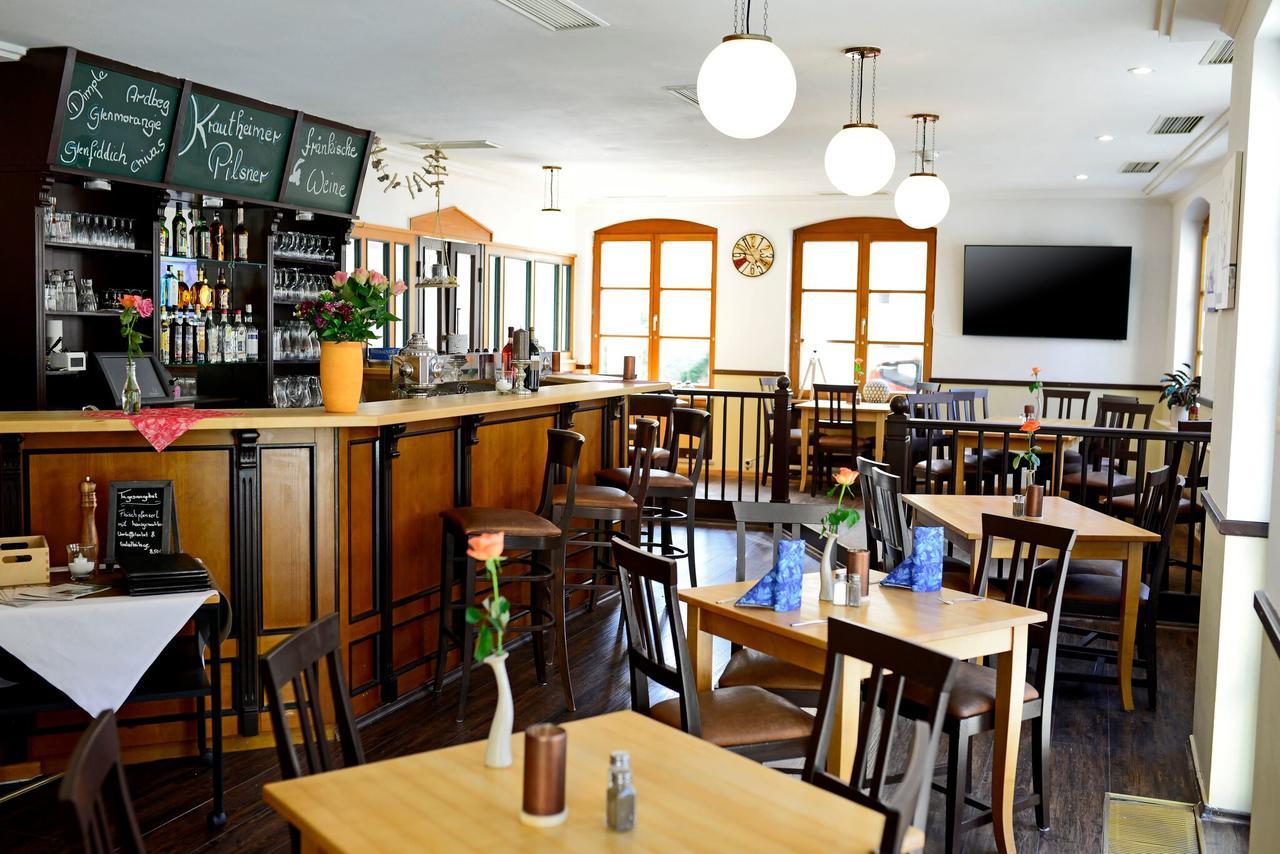 Altstadthotel Hassfurt Gbr Esterno foto