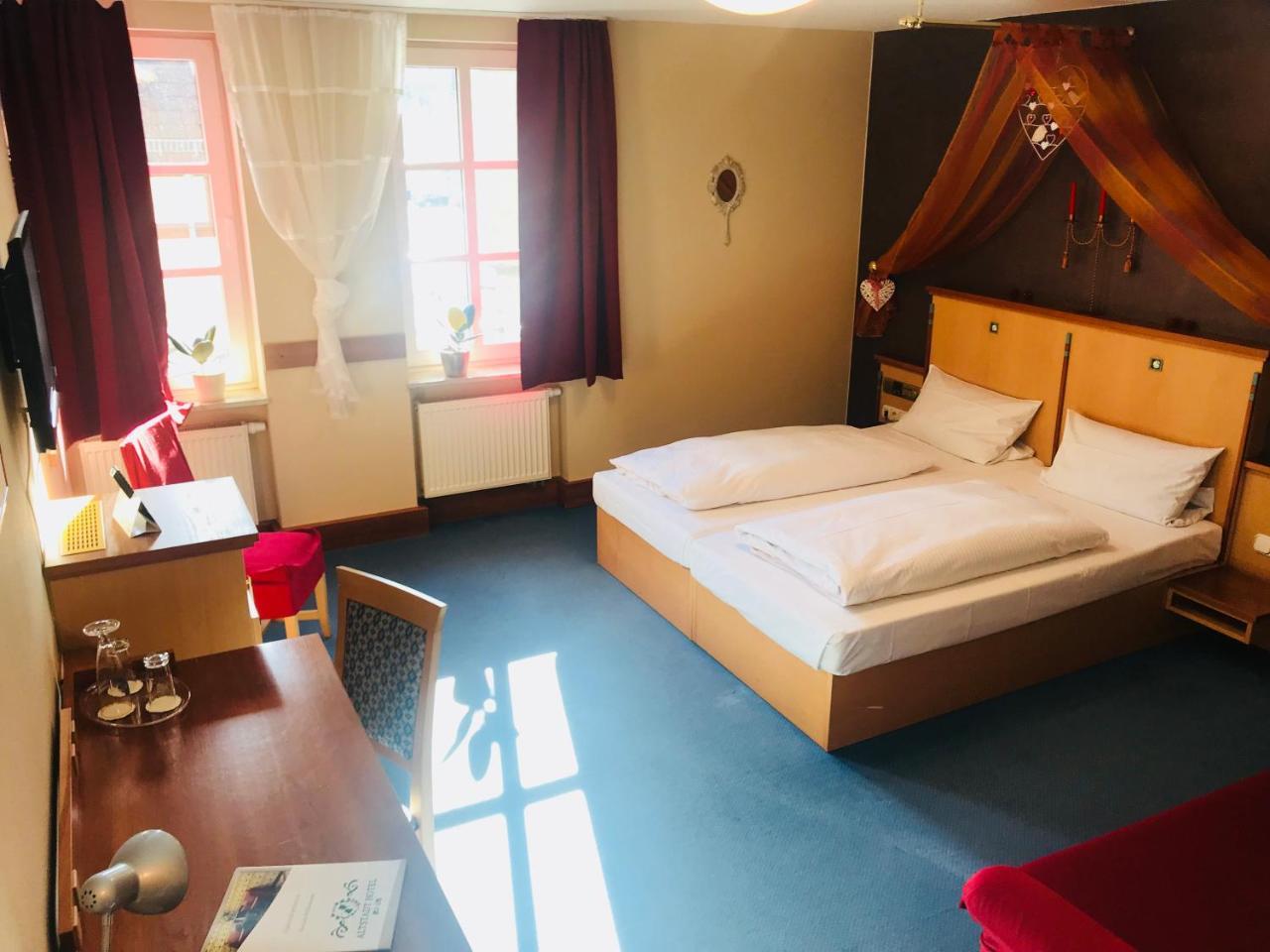 Altstadthotel Hassfurt Gbr Esterno foto